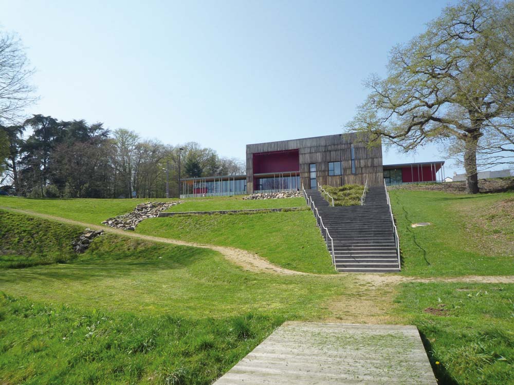 Salle culturelle à Mauves sur Loire